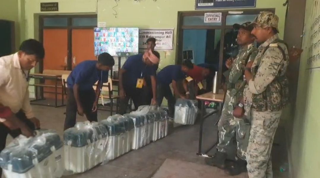 জেলায় ৩ স্ট্রং রুম পাহারায় ৩ কোম্পানি কেন্দ্রীয় বাহিনী