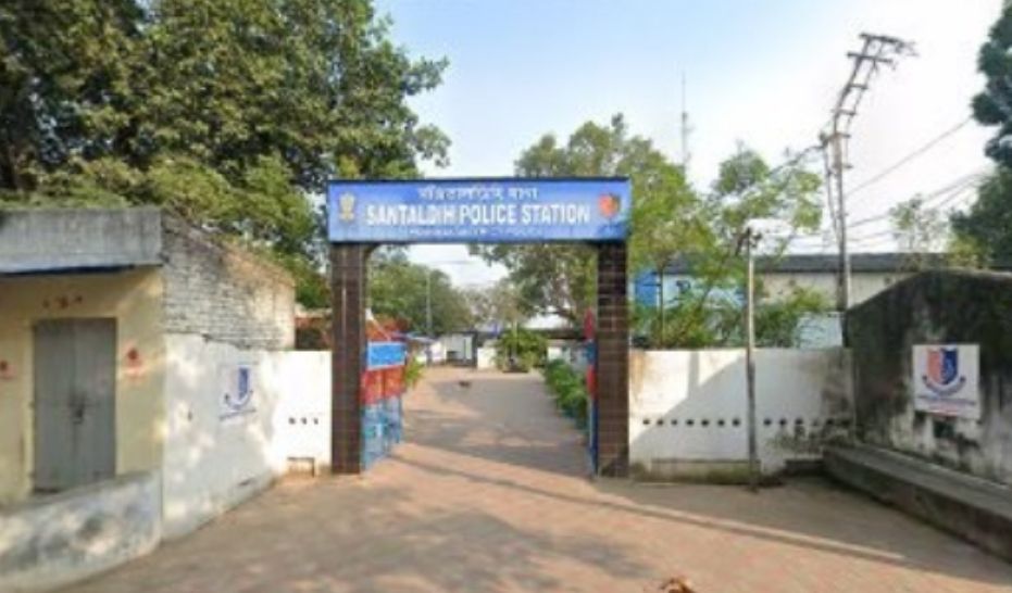 পোড়ানো হলো বাইক, সাঁওতালডিতে চাঞ্চল্য