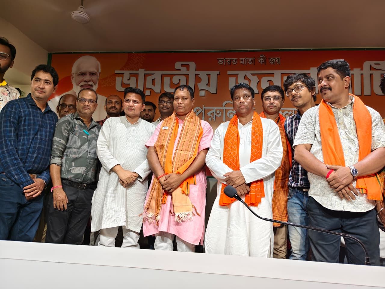 "নিজেকে উজাড় করে দেবো", পুরুলিয়া ফিরে বললেন মন্ত্রী নদীয়ারচাঁদ