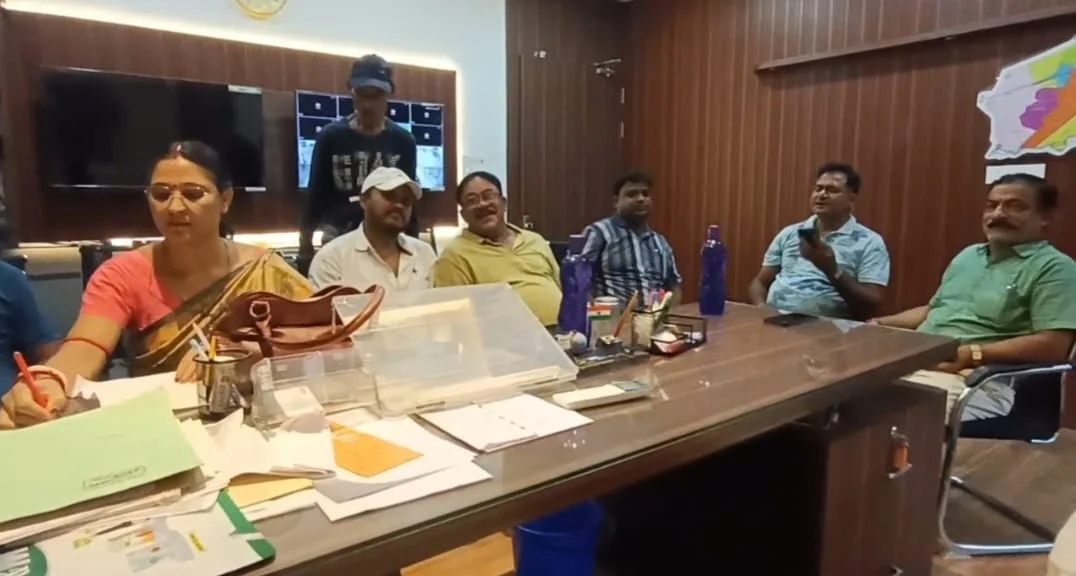 ইস্তফা গৃহীত, প্রাক্তন হয়ে গেলেন ঝালদার পুরপ্রধান সুরেশ আগরওয়াল