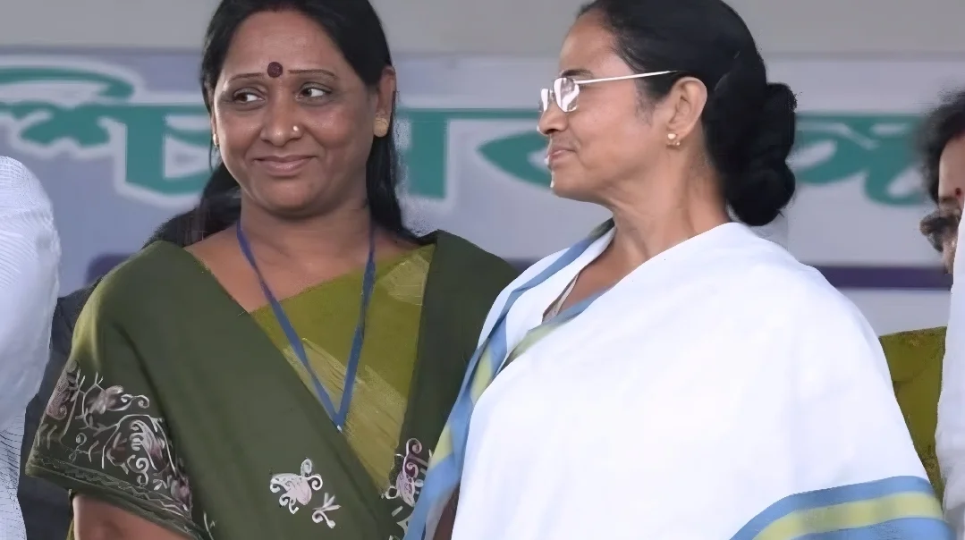 শারীরিক অসুস্থতার কারণ দেখিয়ে তৃণমূলের সমস্ত পদ থেকে ইস্তফা সুমিতা সিংহ মল্লের
