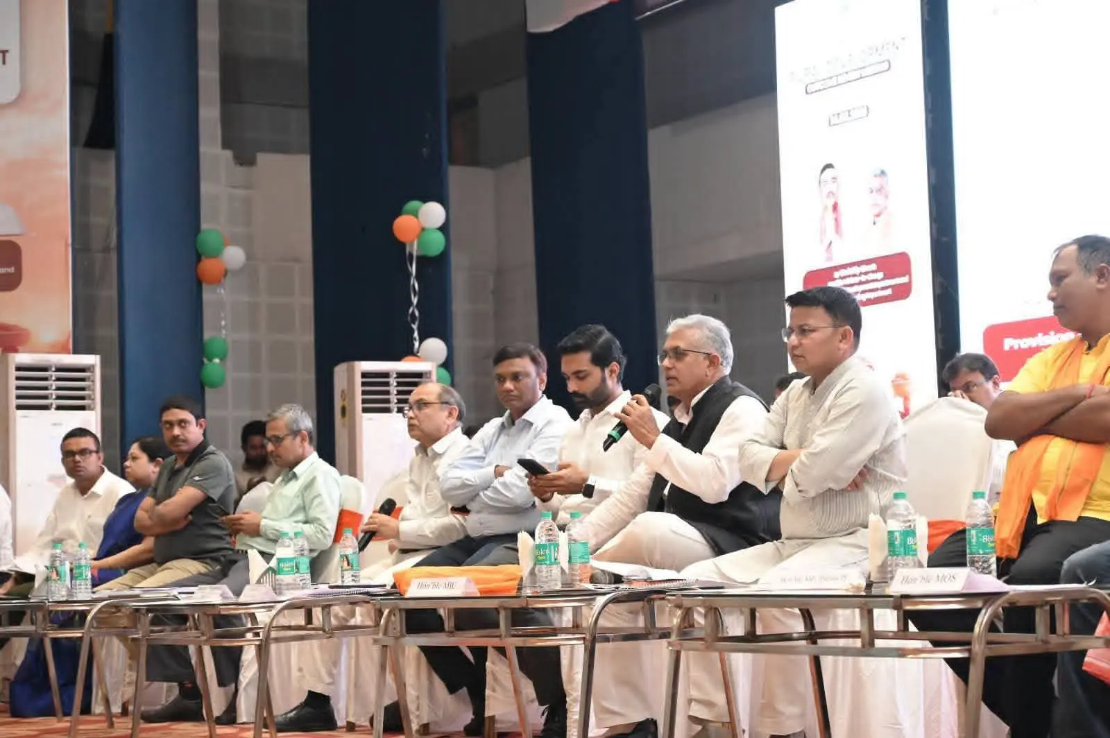 পুরুলিয়ার বিধায়কদের অসম্মান করছেন আধিকারিকরা! বিস্ফোরক অভিযোগ সাংসদের
