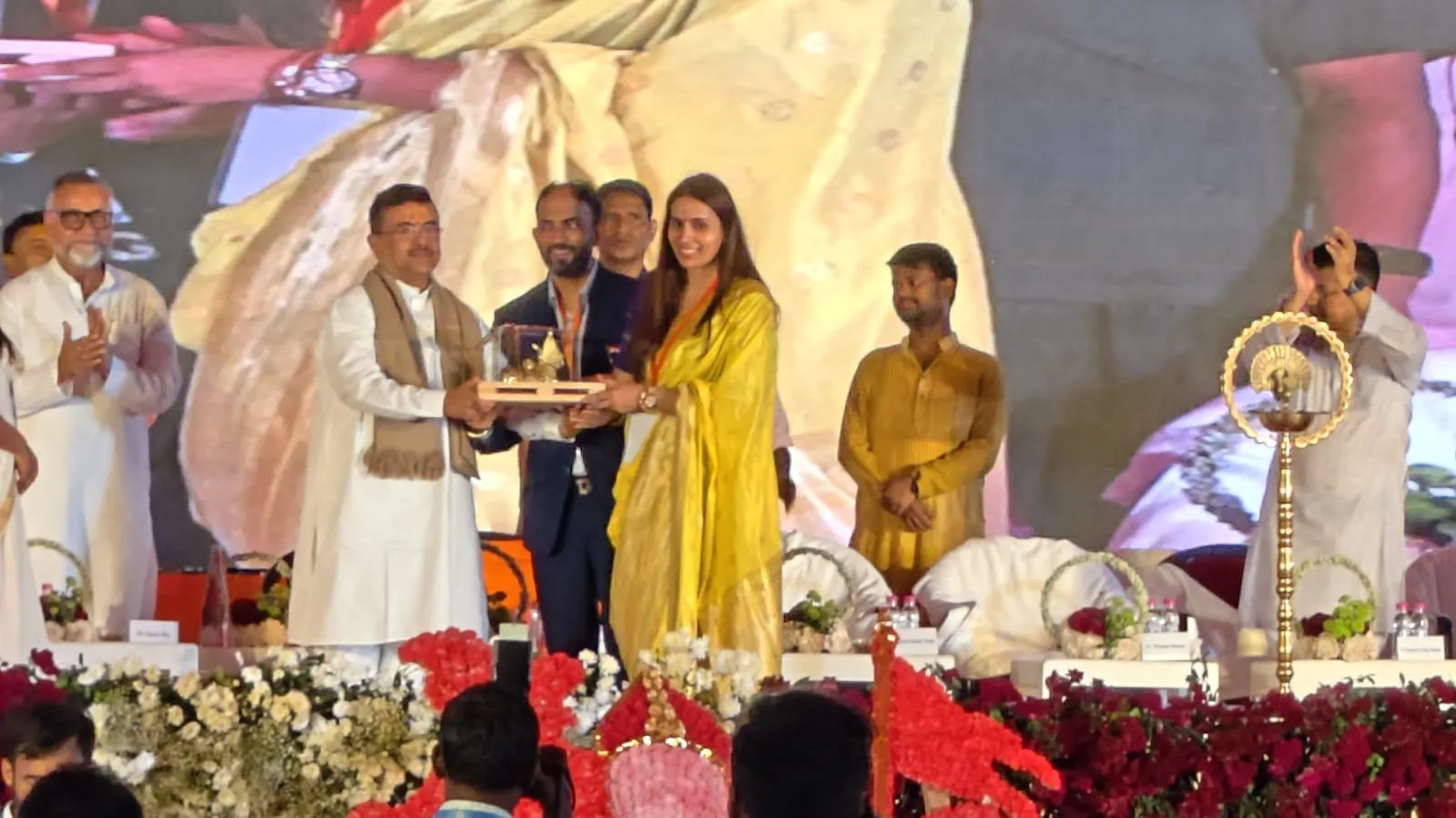 কারখানায় বিনিয়োগ কত সেটা বড় কথা নয়, কাজ মিলছে ক'জনের?  রঘুনাথপুরে অমিত মেটালিক্স-র ভূমি পূজন করে শুভেন্দু