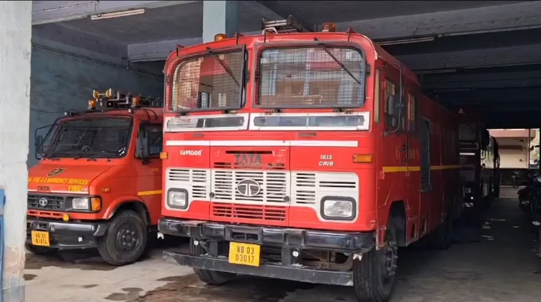 নেই দমকলের ছাড়পত্রটুকুও, ভয়াবহ অবস্থা পুরুলিয়া শহরের