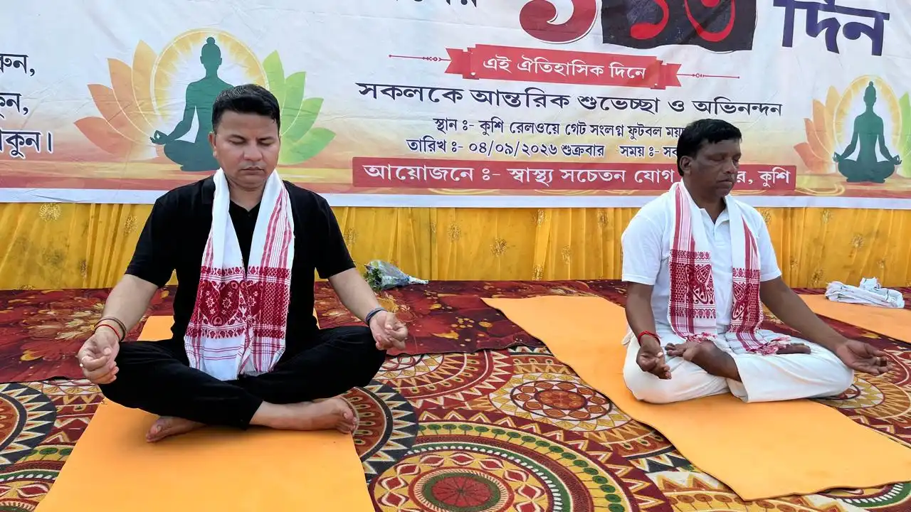 প্রধানমন্ত্রী নরেন্দ্র মোদীর ৭৬তম জন্মদিন পালনে যোগ শিবিরে বার্থডে বয় সাংসদ জ্যোতির্ময়ও
