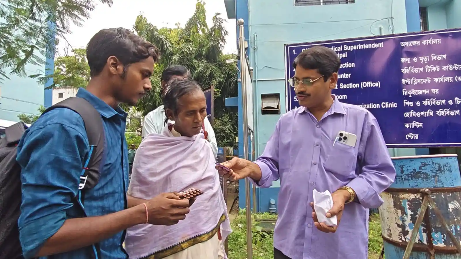অগ্নাশয় ক্যান্সার কেড়ে নিয়েছিল বাবাকে, সেই রোগের ৯ ঘন্টা অপারেশনে রোগী বাঁচালেন পুরুলিয়ার চিকিৎসক