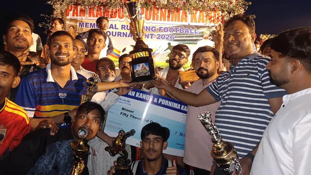 ঝালদায় তপন-পূর্ণিমা স্মৃতি ফুটবলে চ্যাম্পিয়ন সিল্লি স্পোর্টস অ্যাকাডেমি