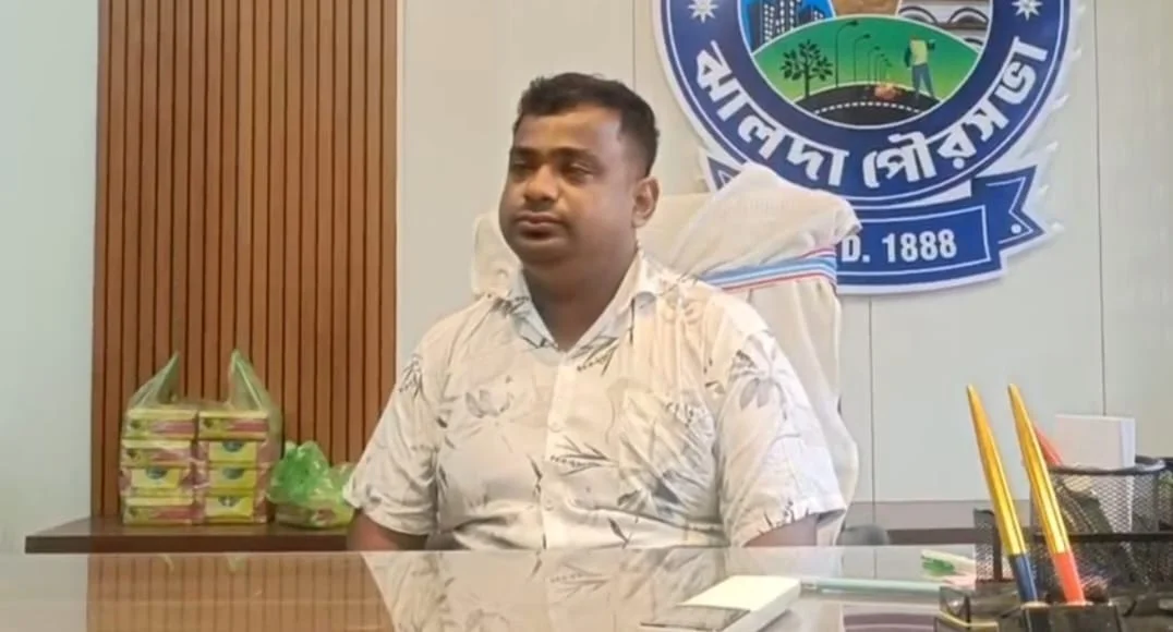 ঝালদা পুরসভার নতুন পুরপ্রধান গ্রহণ করলেন কার্যভার