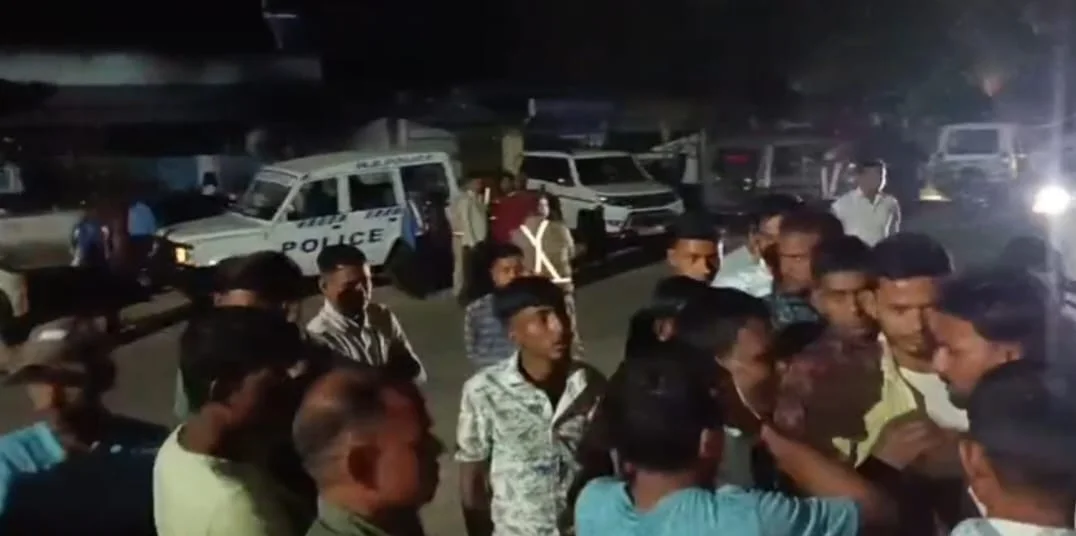 সৈনিক স্কুলের সামনে মহানবমী মার্ডারের নেপথ্যে টাকা পয়সার লেনদেন? ধৃত ১